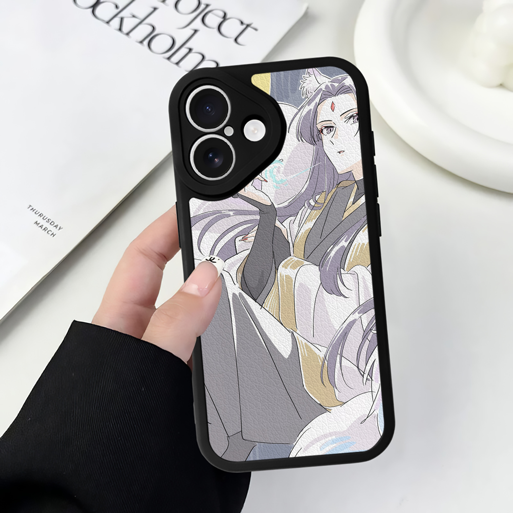 薬屋のひとりごと The Apothecary Diaries 【iPhone 16シリーズ対応】シリコンスマホケース（レザー調） 材質：シリコン